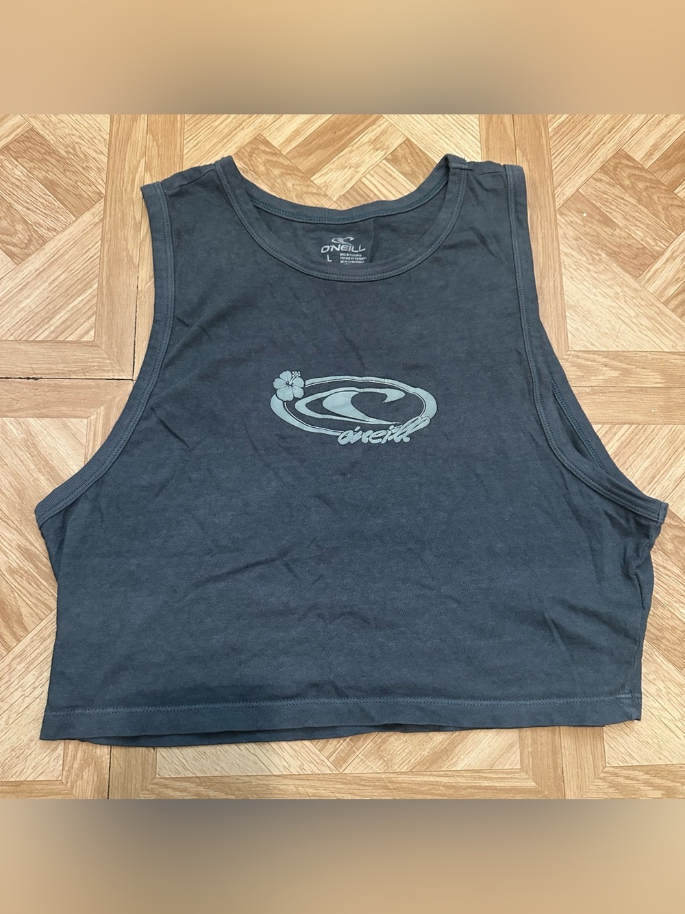 ⭐️3 For $15⭐️ O'Neill Hawaiian Flower Cropped Muscle Tank Top With Logo